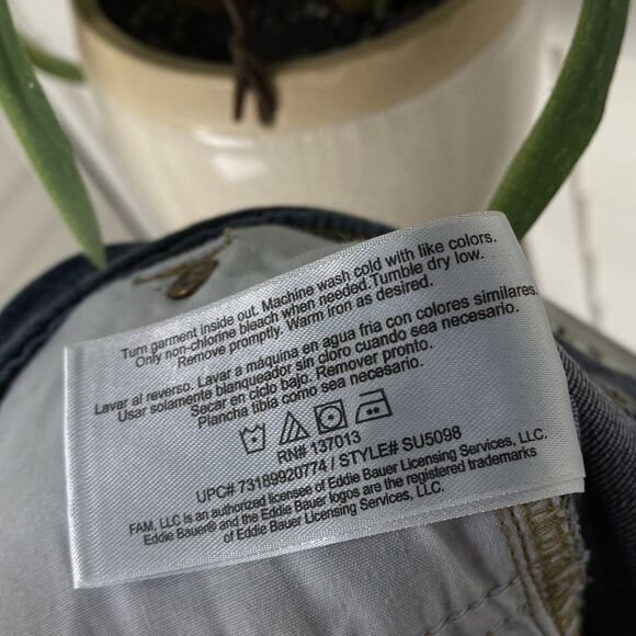 New Eddie Bauer Straight Leg Jeans Dark Wash Mid Rise Pants Womens Size 16 - Picture 10 of 10